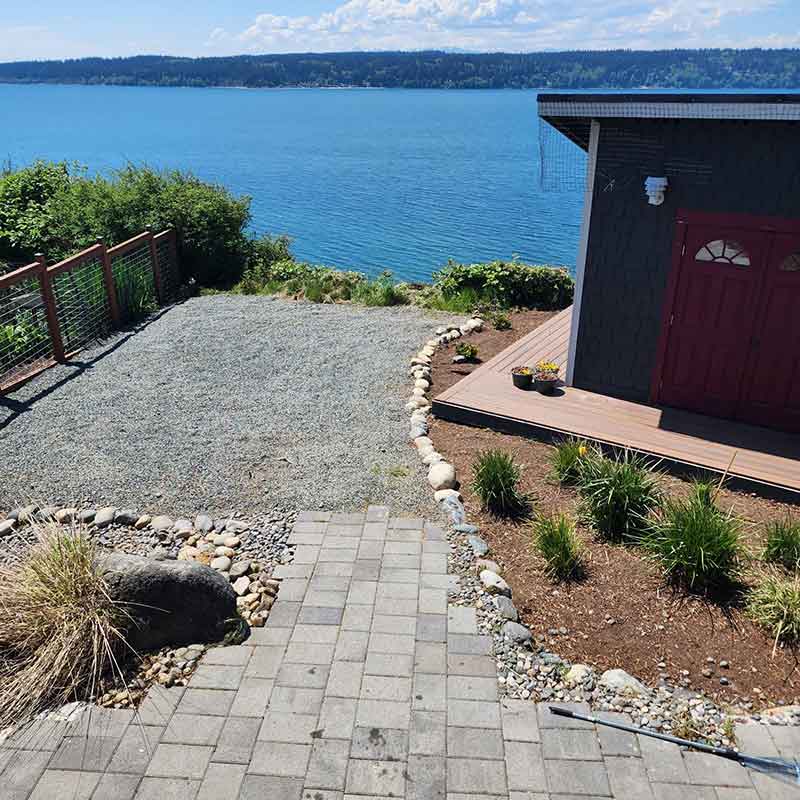 http://www.whidbeylandscaping.com.diversedesign.net/wp-content/uploads/2023/11/IMG_projects.jpg